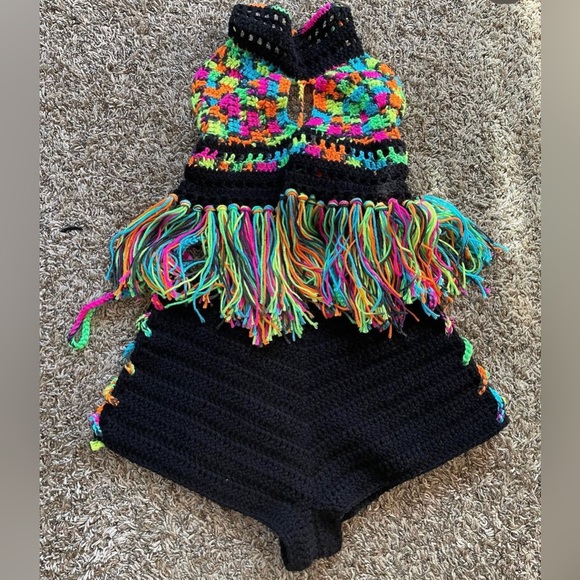 Festival outfit - Picture 1 of 3